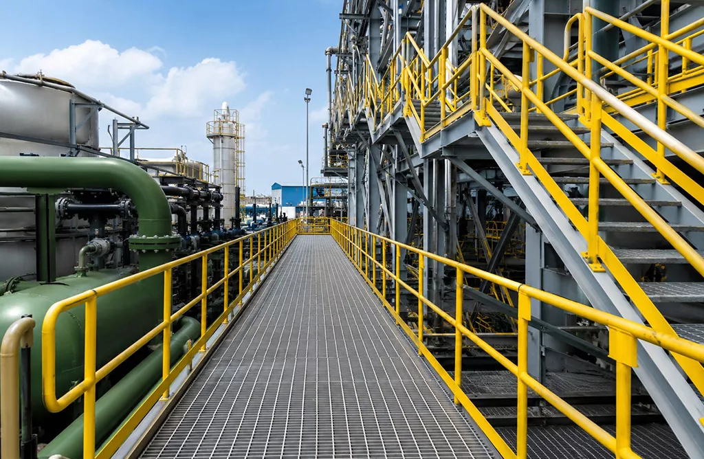 Industrial FRP platform and walkway system