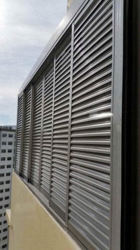 Louver Window Blinds